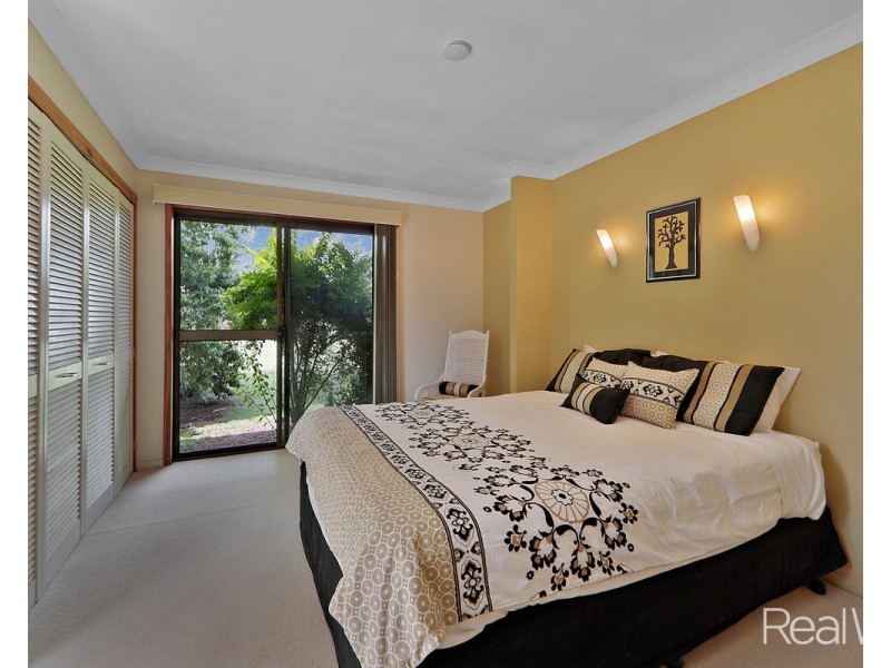 52 Heaps Street, Avenell Heights QLD 4670