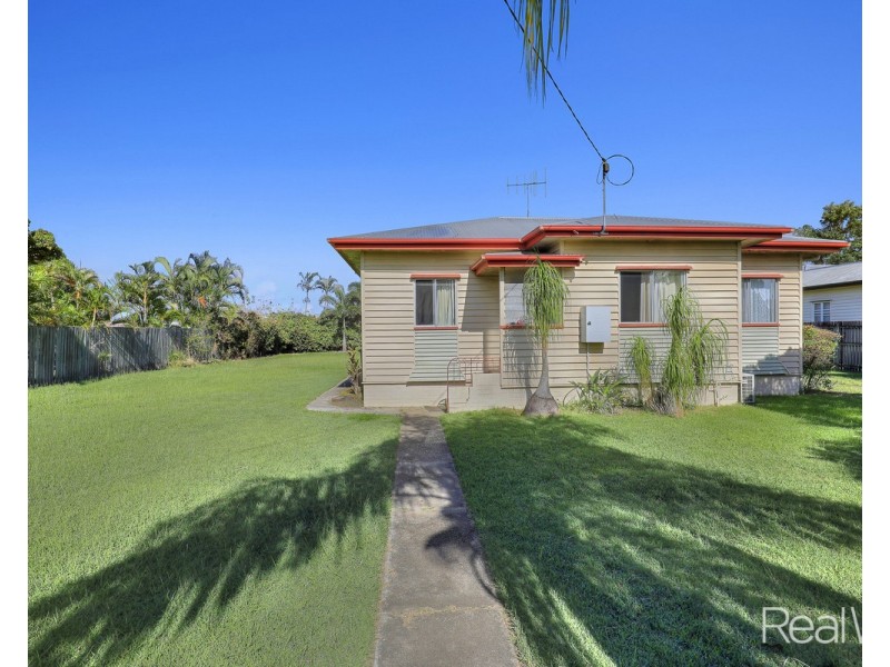 118 Elliott Heads Road, Avenell Heights QLD 4670