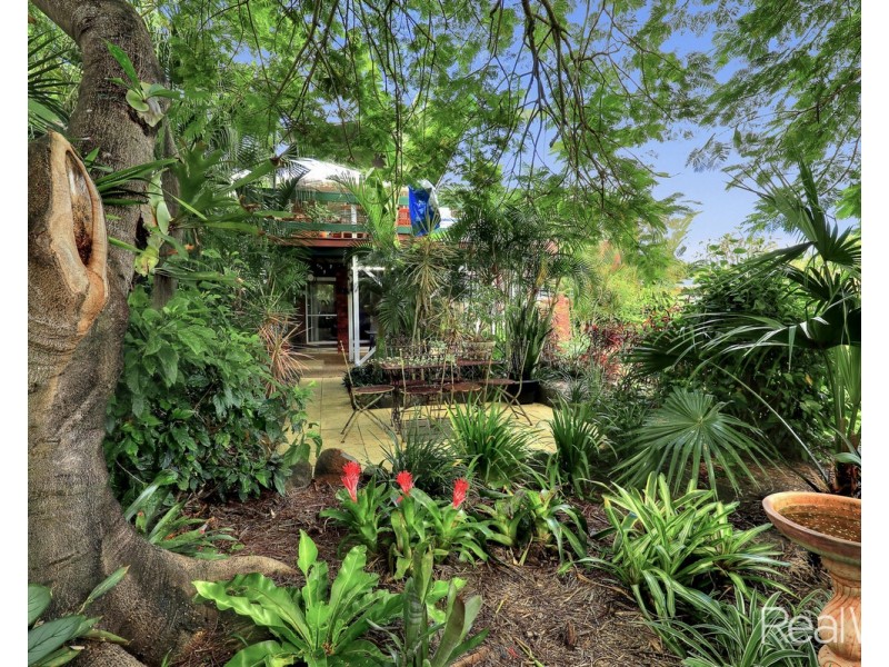 11 Tadgell Court, Avenell Heights QLD 4670
