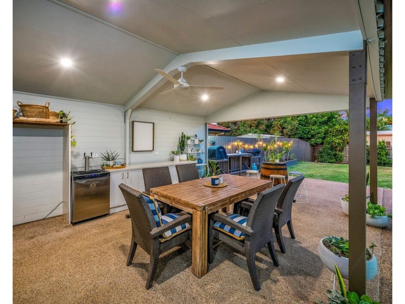 44 Robina Drive, Avoca QLD 4670