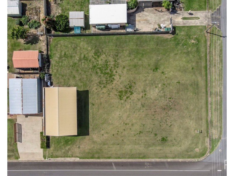 17 Wilson Street, Kepnock QLD 4670