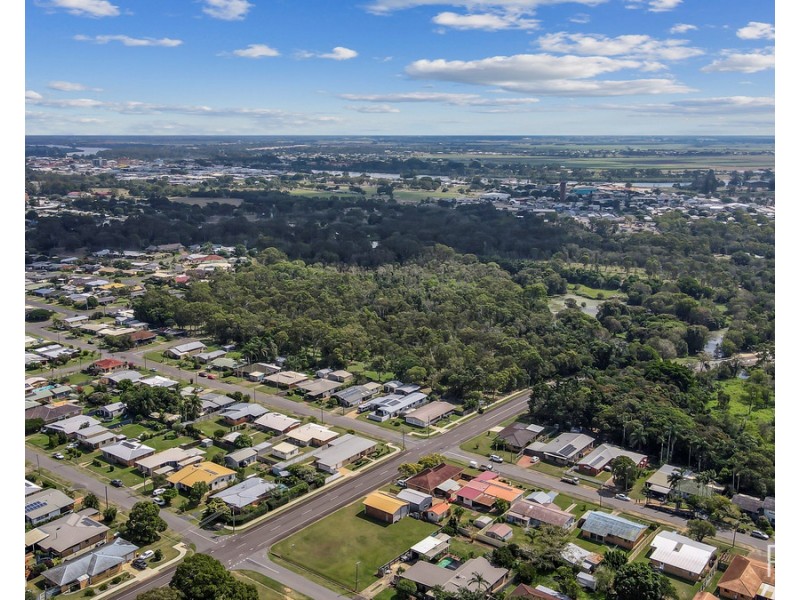 17 Wilson Street, Kepnock QLD 4670
