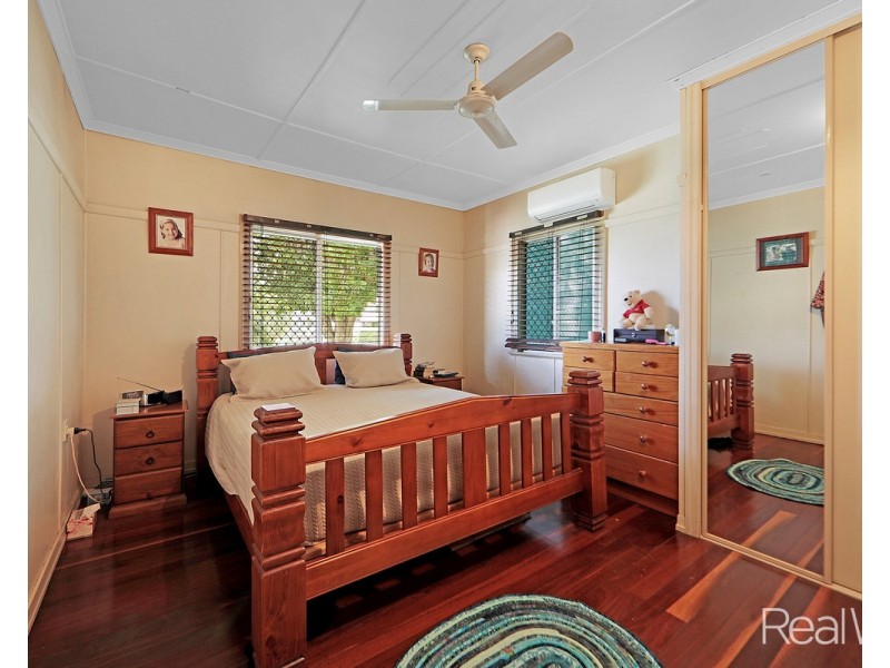 21 Svensson Street, Svensson Heights QLD 4670