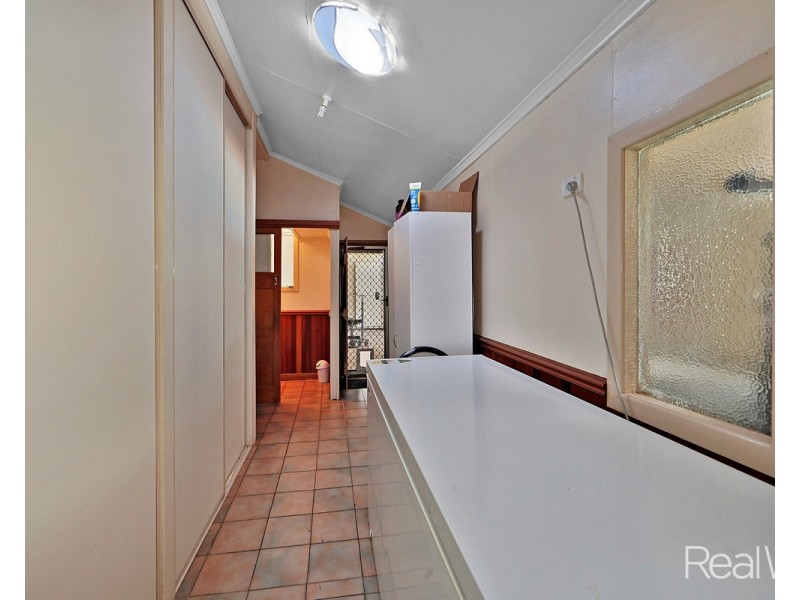 21 Svensson Street, Svensson Heights QLD 4670