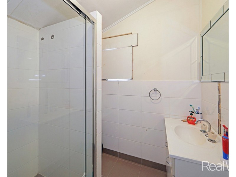 138 Elliott Heads Road, Avenell Heights QLD 4670