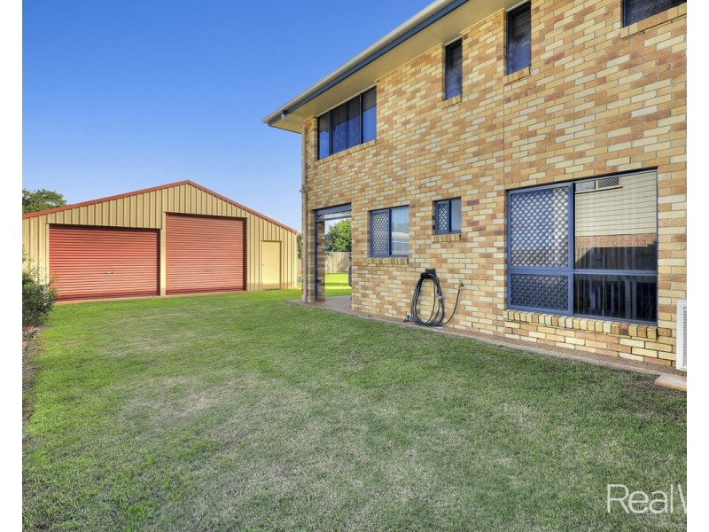 9 Emperor Drive, Elliott Heads QLD 4670