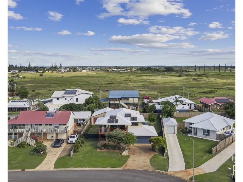 9 Emperor Drive, Elliott Heads QLD 4670