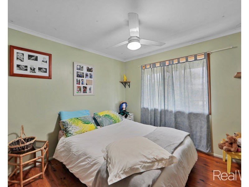 8 Olive Drive, Moore Park Beach QLD 4670