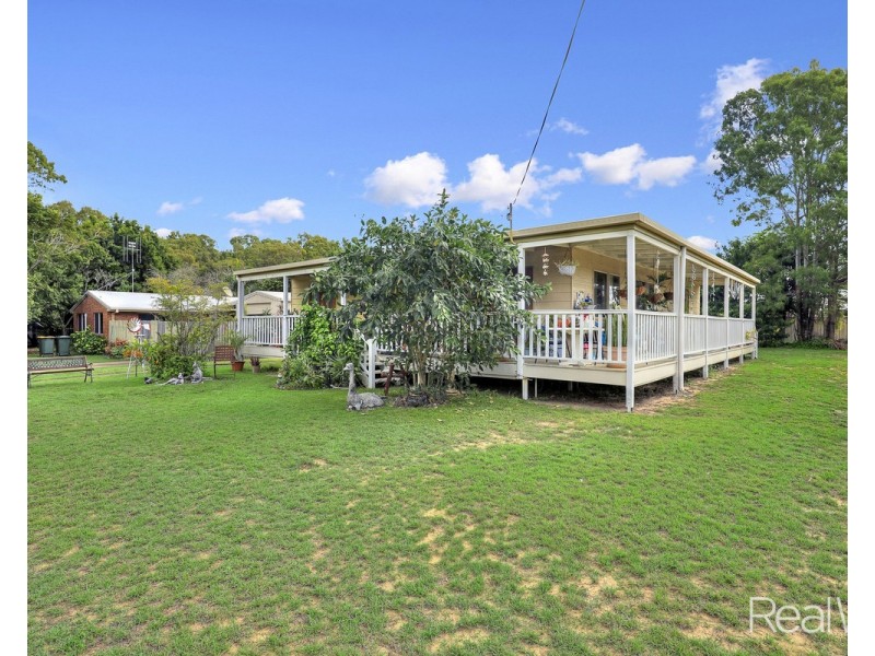 8 Olive Drive, Moore Park Beach QLD 4670