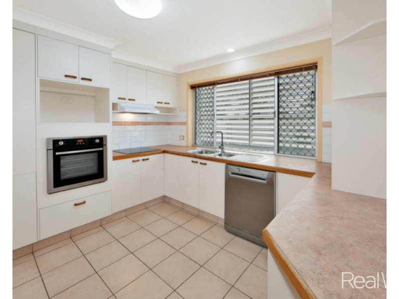 1 Gammie Court, Avenell Heights QLD 4670