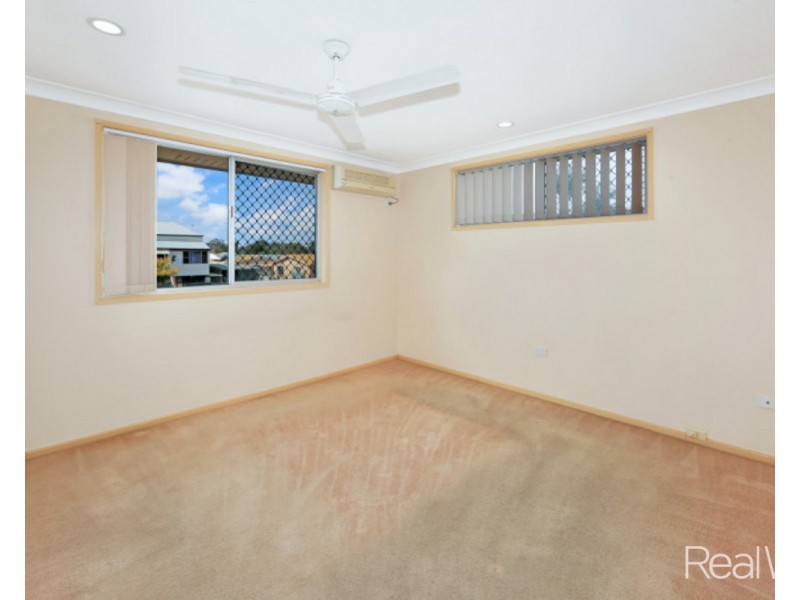 1 Gammie Court, Avenell Heights QLD 4670