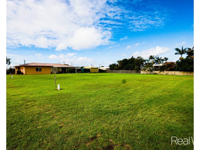 10 Laurel Street, Gooburrum QLD 4670