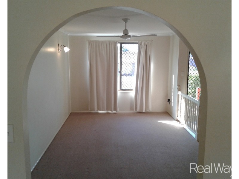 31 Hilltop Parade, Avoca QLD 4670