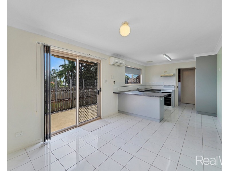 2/24 Dennis Court, Avoca QLD 4670