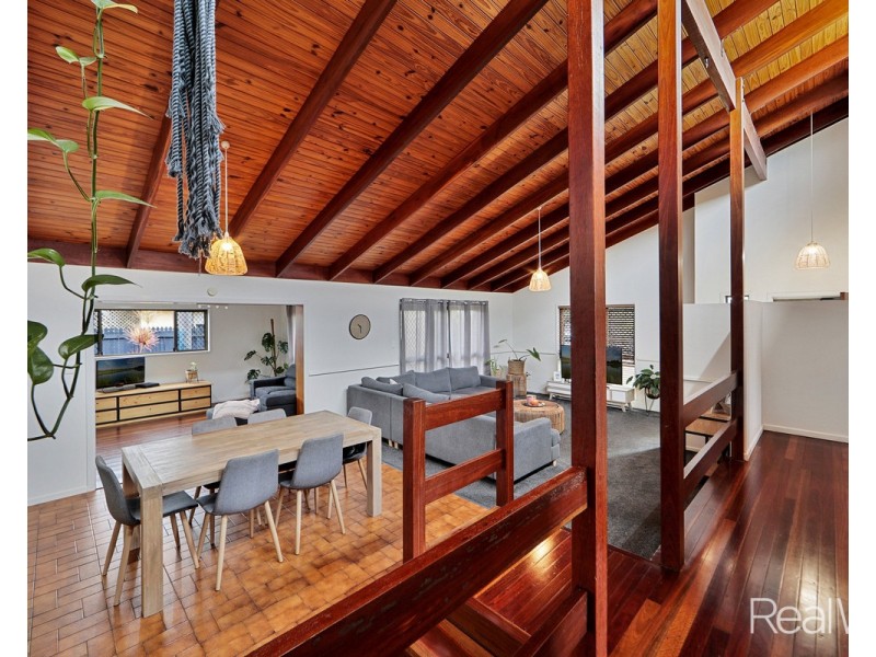 31 Phillips Street, Bundaberg North QLD 4670