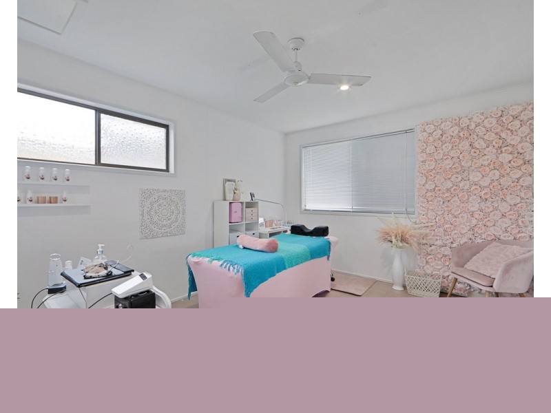 61 Sinclair Street, Avenell Heights QLD 4670