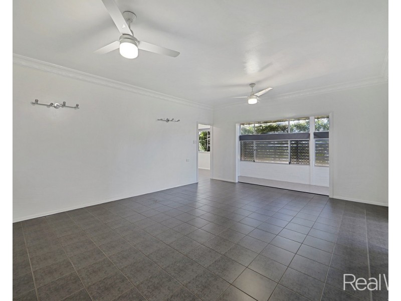 35 Elliott Heads Road, Kepnock QLD 4670
