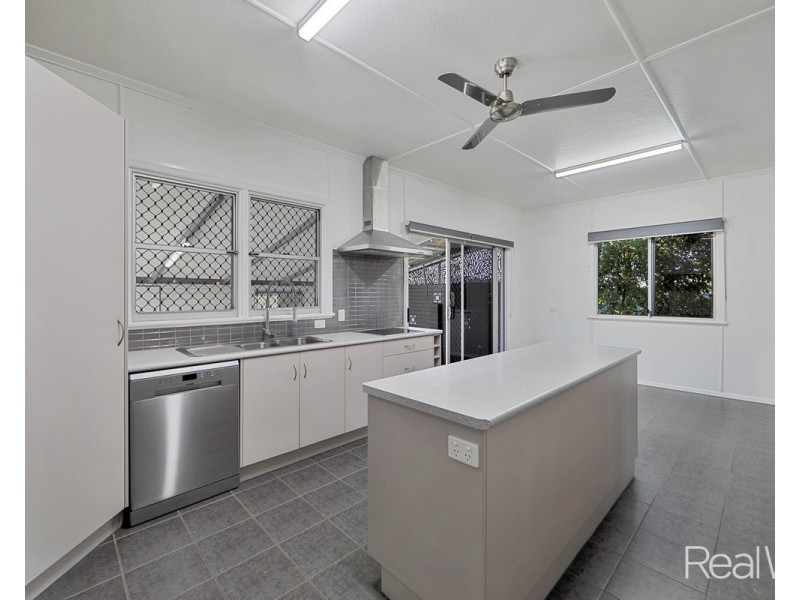 35 Elliott Heads Road, Kepnock QLD 4670