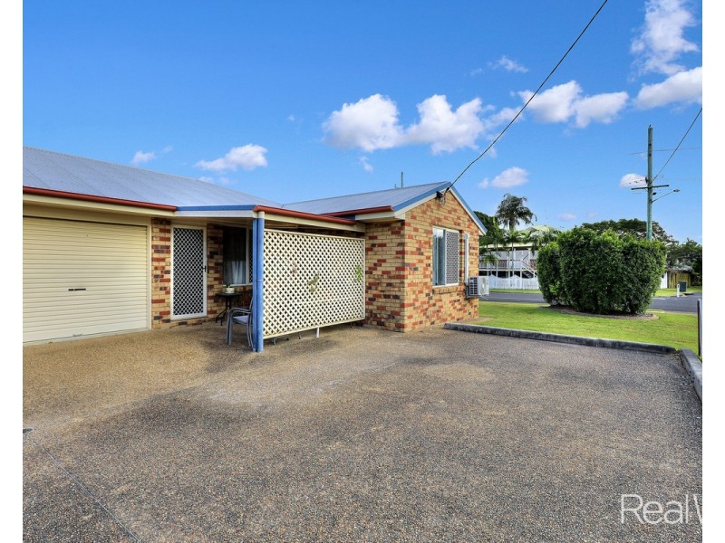 1/15 Water Street, Bundaberg South QLD 4670
