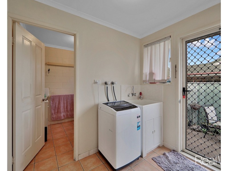 1/15 Water Street, Bundaberg South QLD 4670