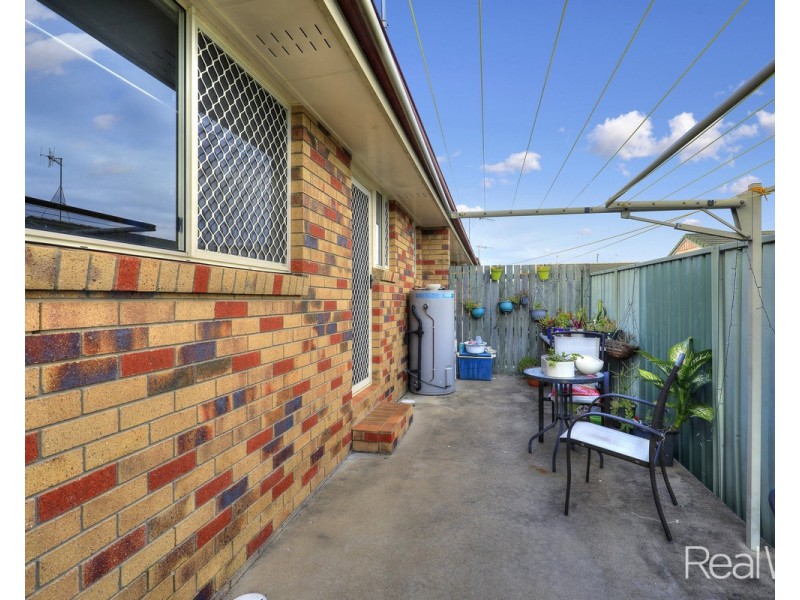 1/15 Water Street, Bundaberg South QLD 4670