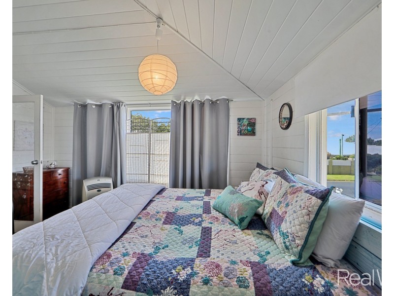 39 Holland Street, Bargara QLD 4670