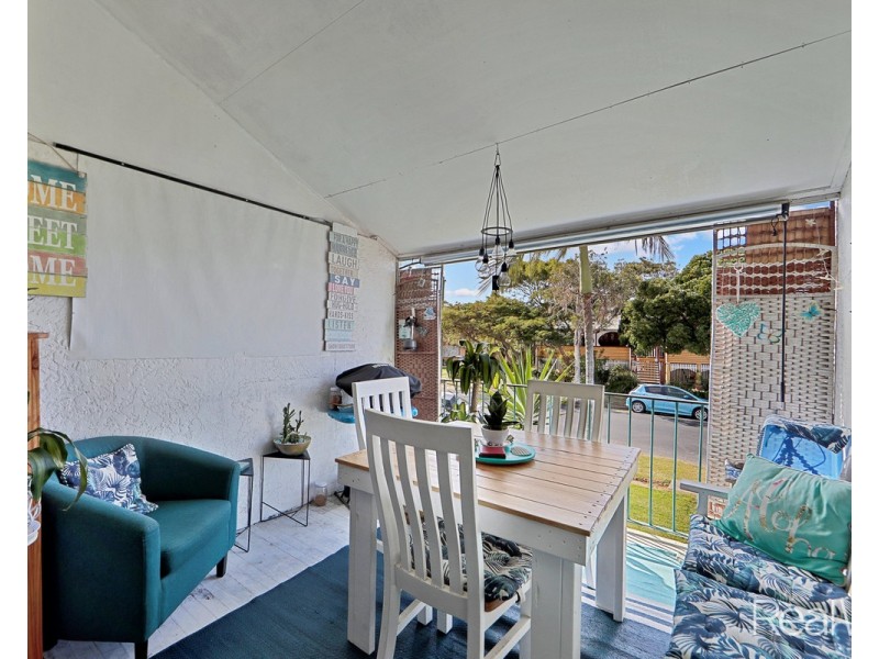 39 Holland Street, Bargara QLD 4670