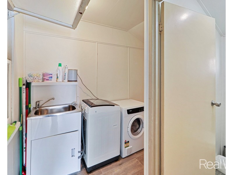 39 Holland Street, Bargara QLD 4670