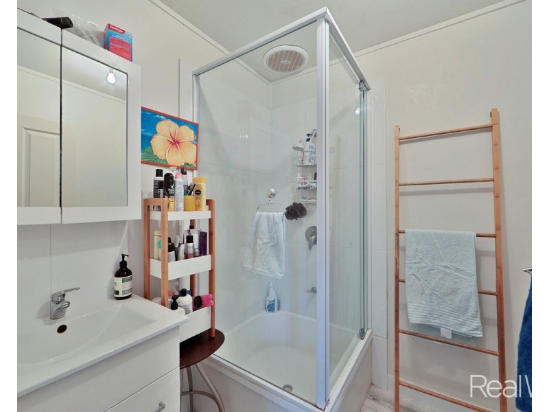 39 Holland Street, Bargara QLD 4670