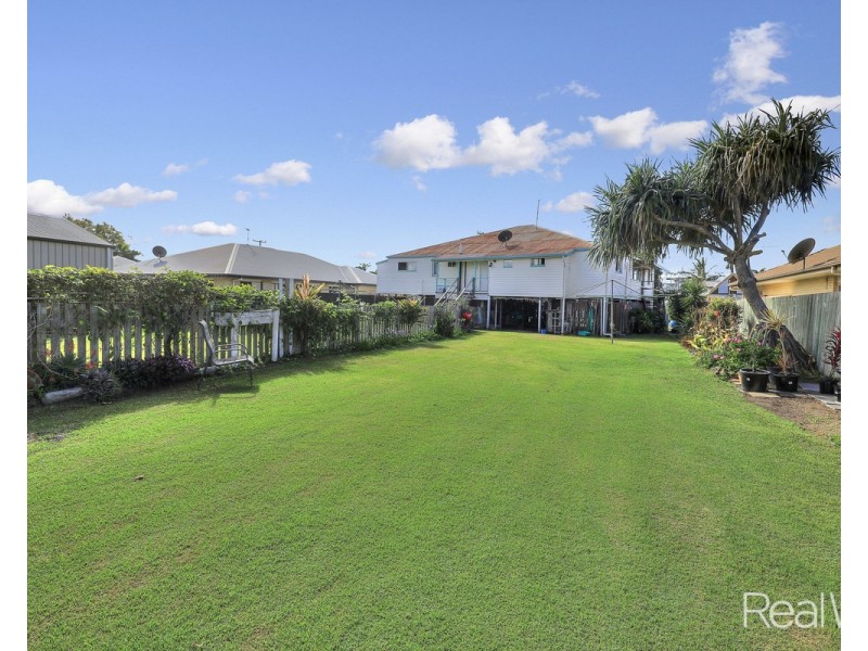 39 Holland Street, Bargara QLD 4670