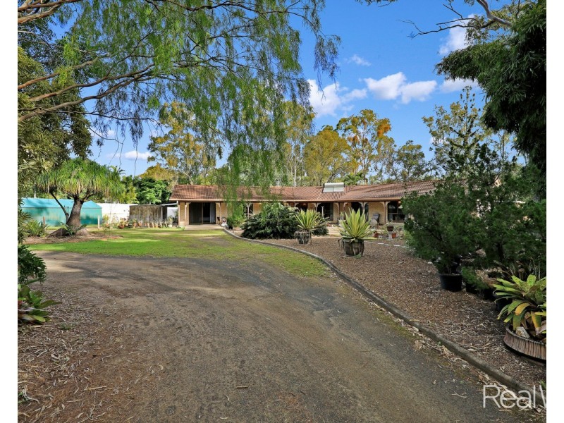 45 Pleasant Drive, Sharon QLD 4670