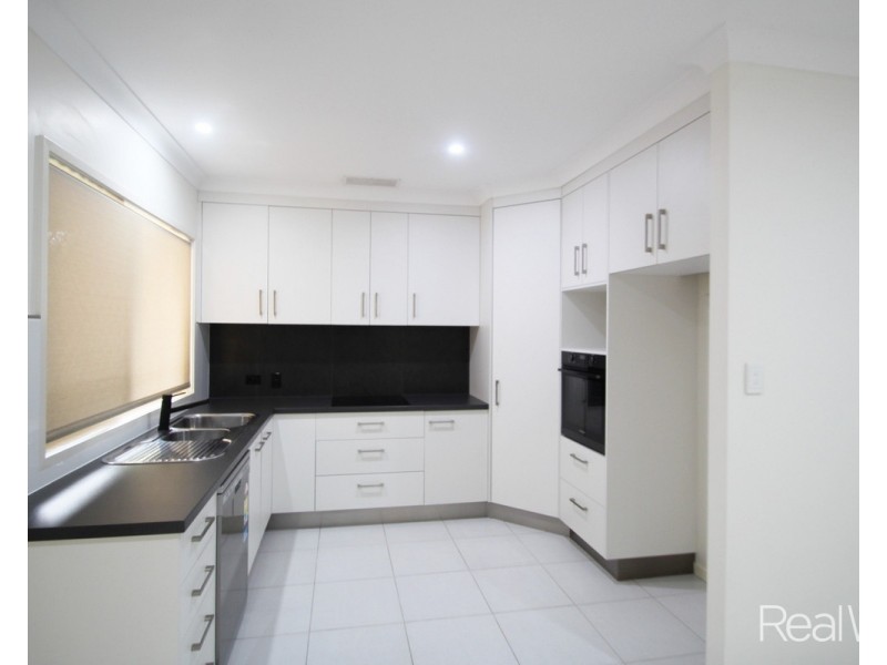 2/51 Telegraph Road, Bundaberg East QLD 4670