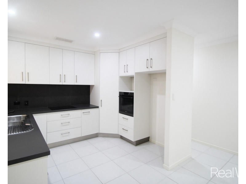 2/51 Telegraph Road, Bundaberg East QLD 4670