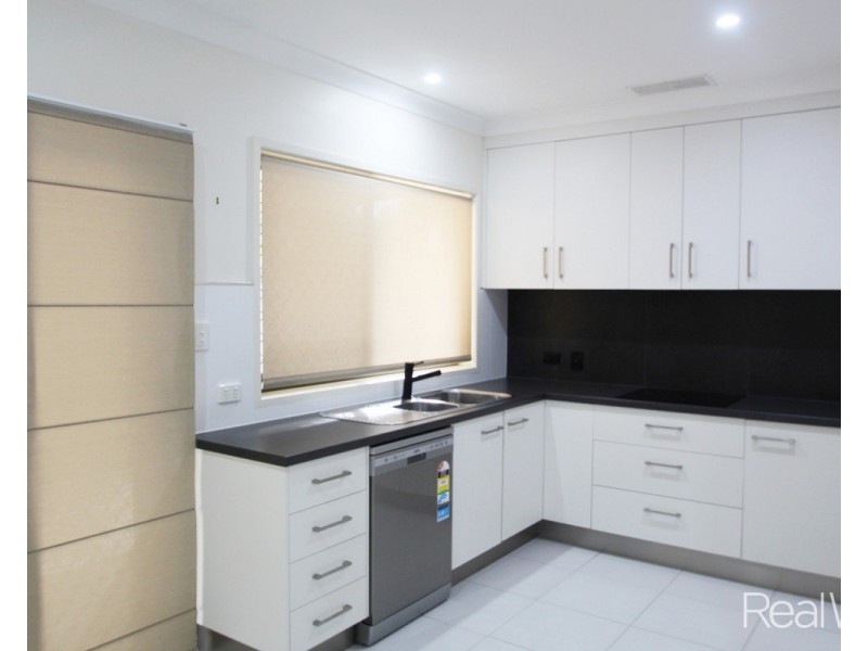 2/51 Telegraph Road, Bundaberg East QLD 4670