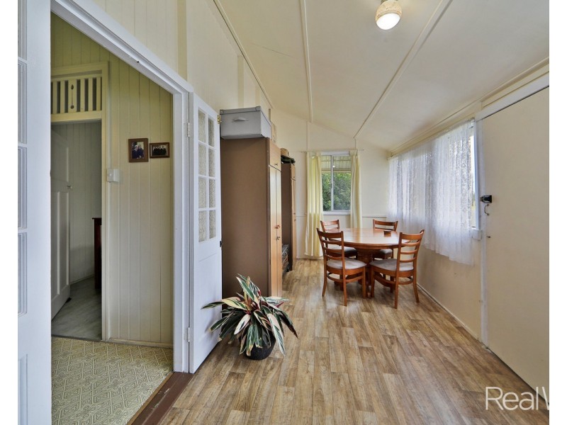 20 Jones Street, Burnett Heads QLD 4670