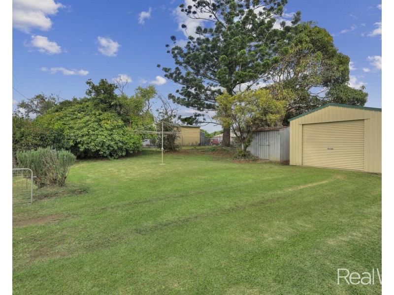 20 Jones Street, Burnett Heads QLD 4670