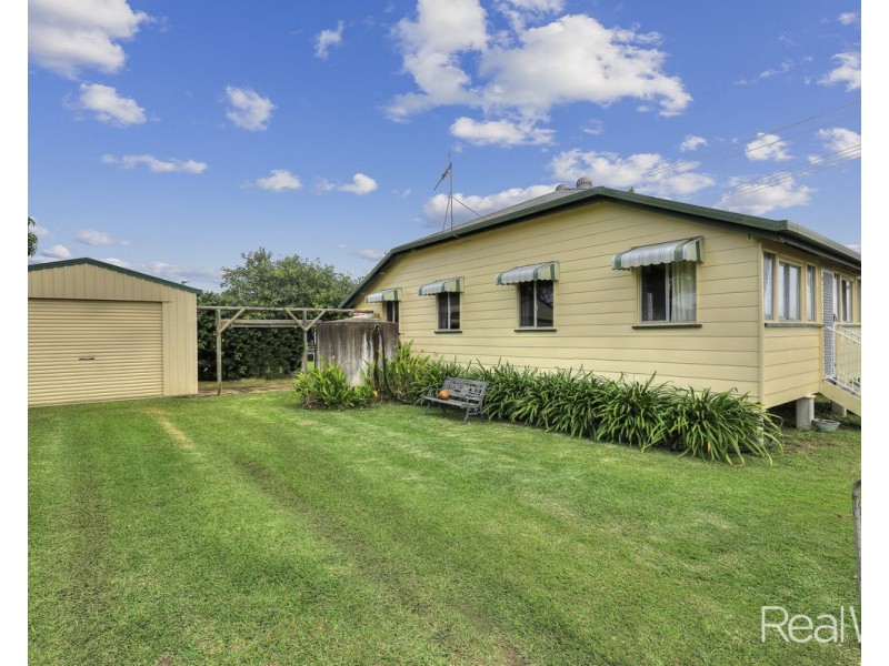 20 Jones Street, Burnett Heads QLD 4670