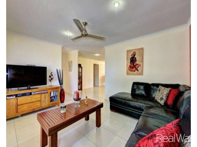 21 Maike Street, Kalkie QLD 4670