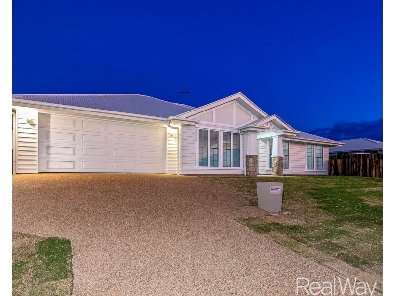 1 Bowerbird Court, Branyan QLD 4670