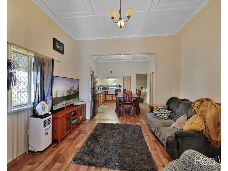 5 Briggenshaw Street, Kepnock QLD 4670