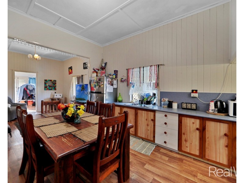 5 Briggenshaw Street, Kepnock QLD 4670