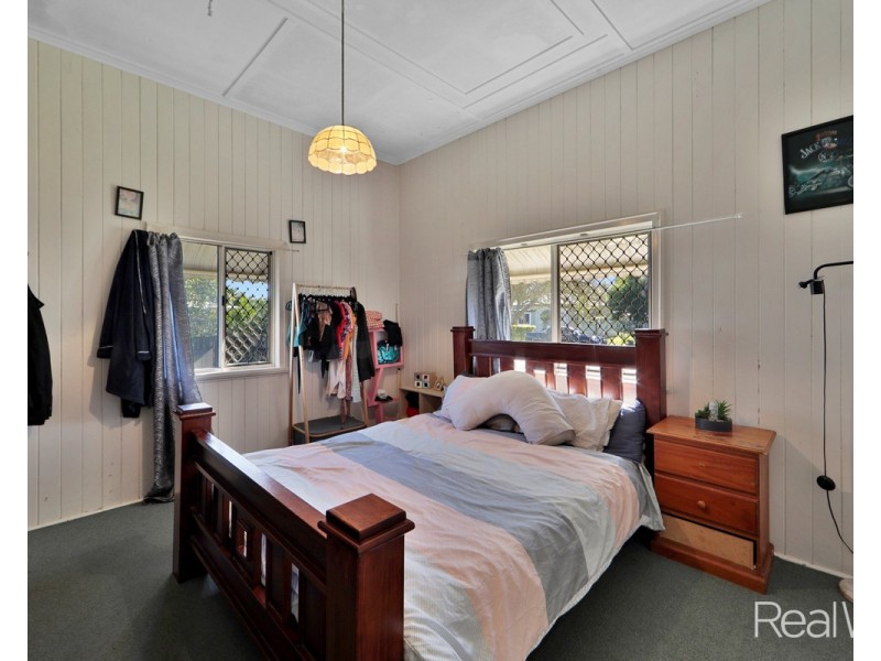 5 Briggenshaw Street, Kepnock QLD 4670