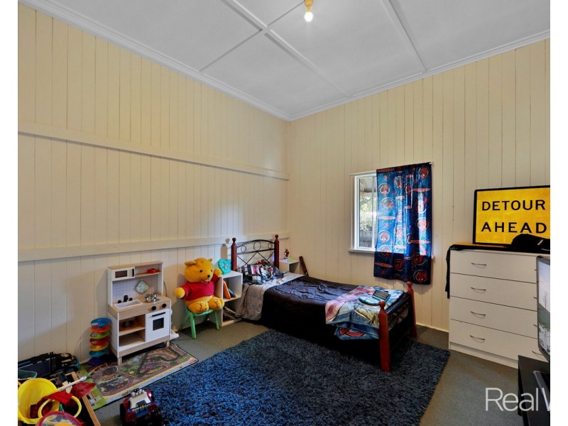 5 Briggenshaw Street, Kepnock QLD 4670