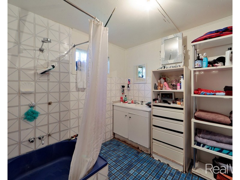 5 Briggenshaw Street, Kepnock QLD 4670