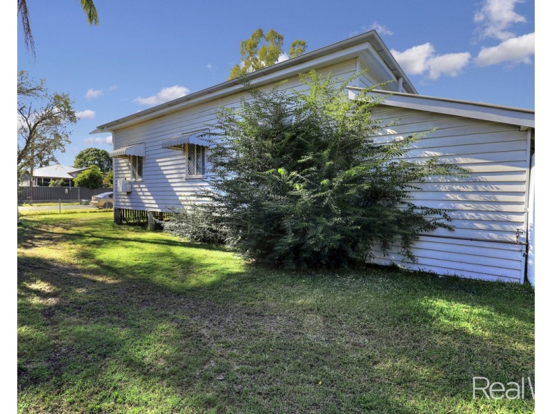 5 Briggenshaw Street, Kepnock QLD 4670