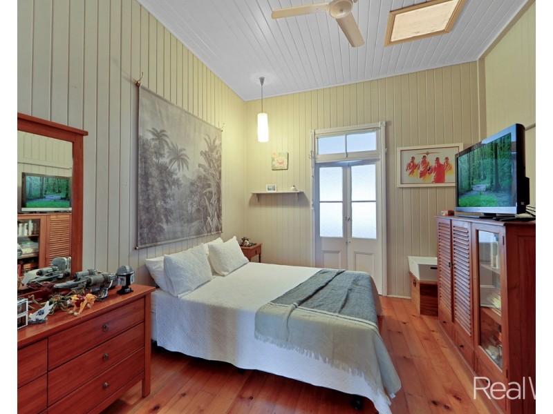29 Goodwin Street, Bundaberg South QLD 4670