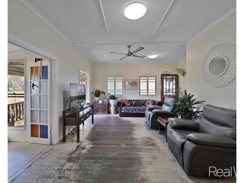 14 Esplanade, Elliott Heads QLD 4670