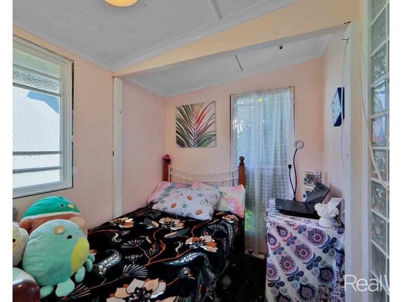 14 Esplanade, Elliott Heads QLD 4670