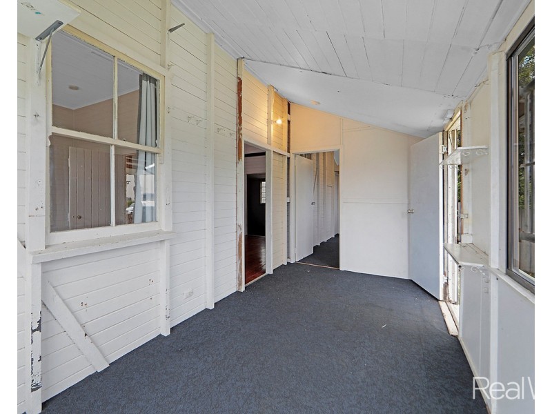 44 Wyllie Street, Thabeban QLD 4670