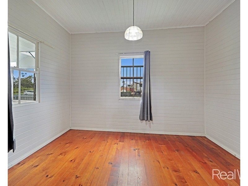 44 Wyllie Street, Thabeban QLD 4670